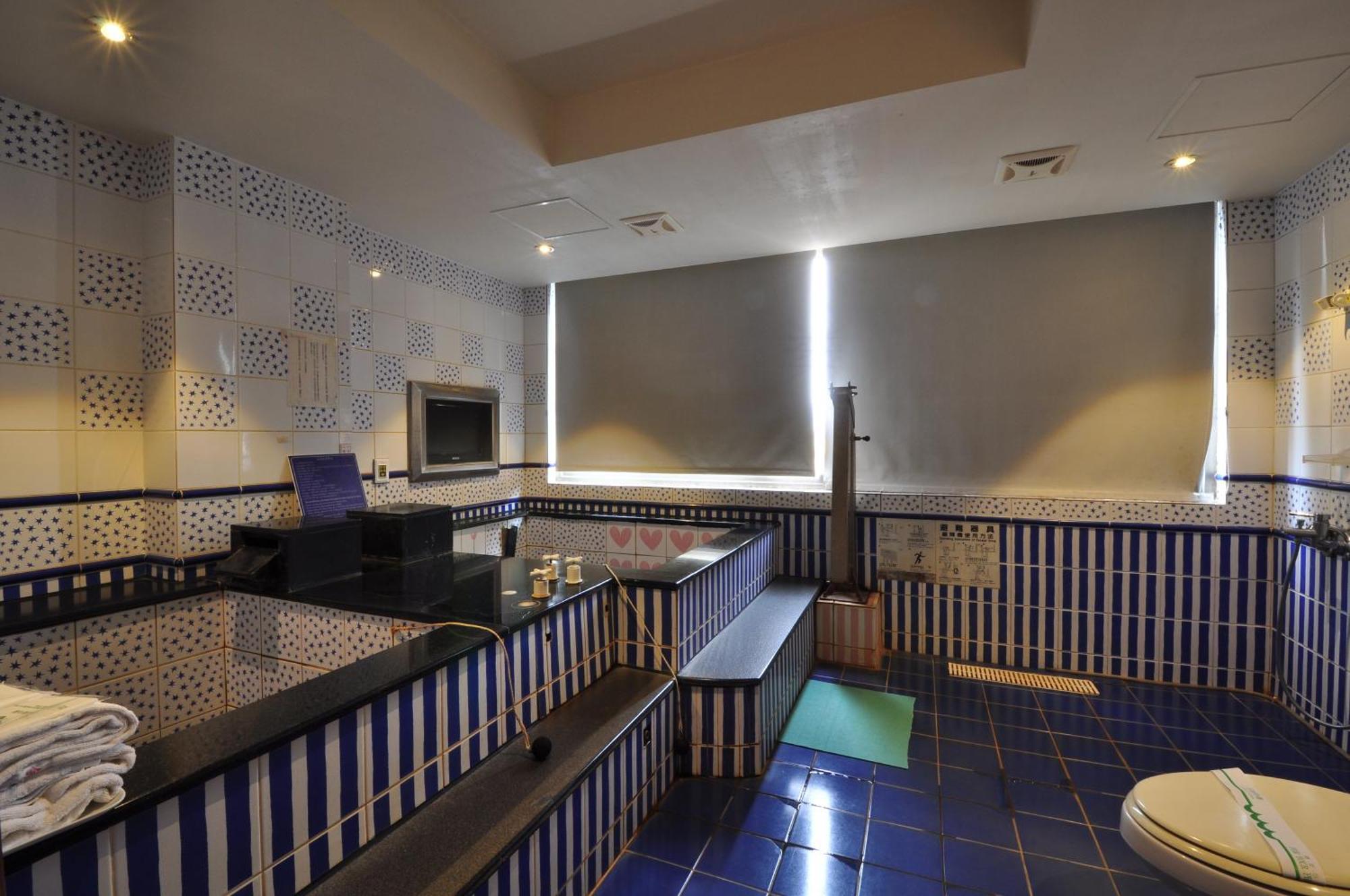 Jin Spa Resort Hotel Jinshan Bagian luar foto